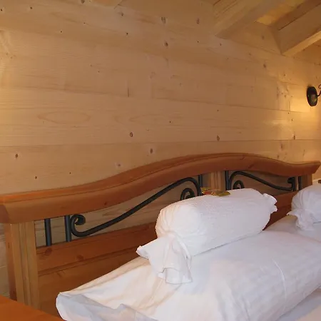 Das Edelweiss Aschau Im Zillertal Room photo
