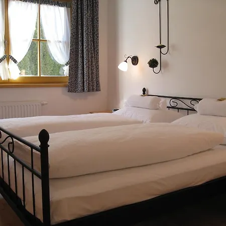 Das Edelweiss Aschau Im Zillertal Room photo