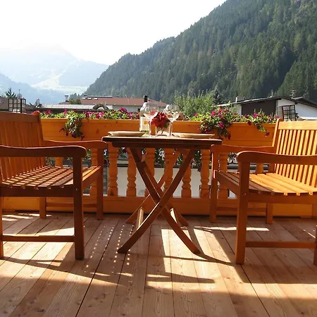 Das Edelweiss Aschau Im Zillertal Room photo